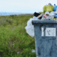 Mal uso del vertido de residuos en contenedores de escombros